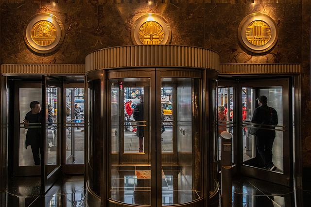 门店经营的三个基础:选址、人货场、持续优化 门店经营的三个基础:选址、人货场、持续优化