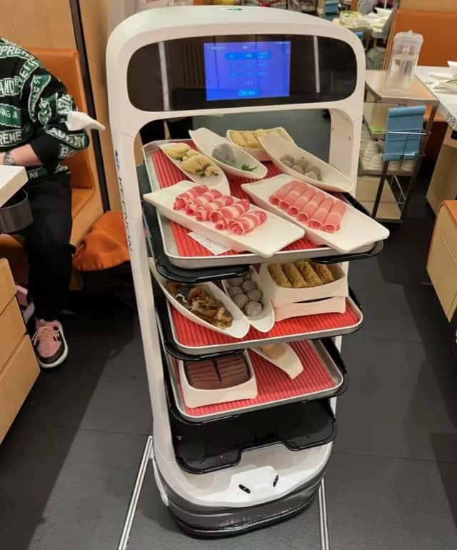 火锅连锁扩张策略:品牌差异化、供应链能力与万店路径解析 火锅连锁扩张策略:品牌差异化、供应链能力与万店路径解析