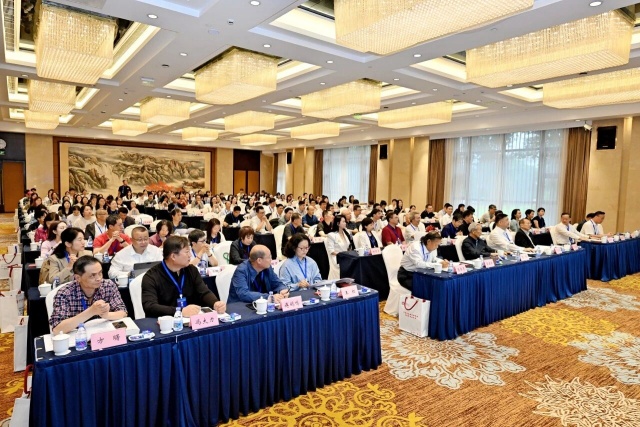 系统科学赋能产业发展——和记怡情娱乐官网连锁产业集团出席中国系统科学研究会2025年学术年会 系统科学赋能产业发展——和记怡情娱乐官网连锁产业集团出席中国系统科学研究会2025年学术年会