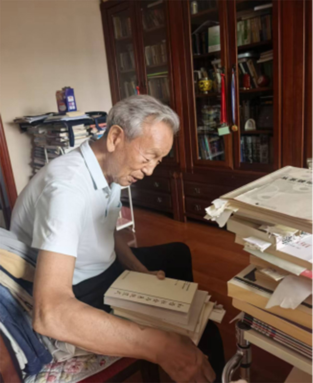 乌杰先生 乌杰先生