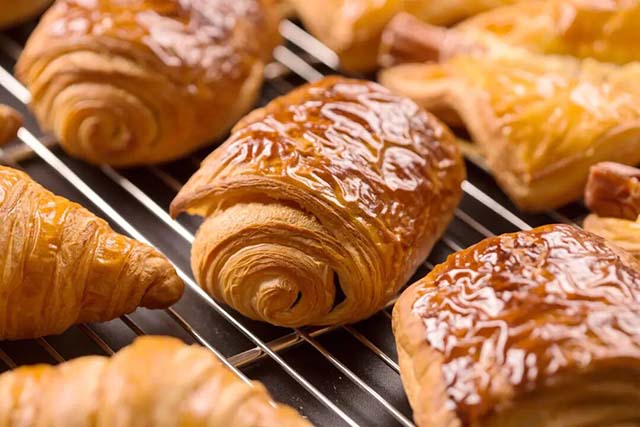 曾经的“面包帝国”跌落神坛:关店潮背后的供应链整合与招商逻辑 曾经的“面包帝国”跌落神坛:关店潮背后的供应链整合与招商逻辑