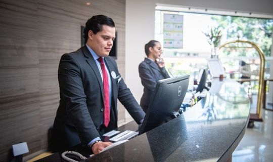 连锁酒店经营：策略、执行与持续优化