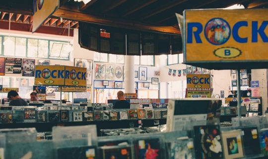 社区超市突围战：从货架到人心的精细化运营