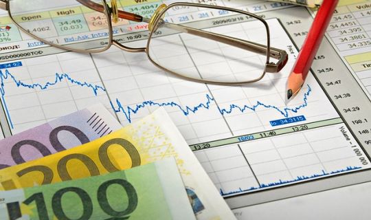 连锁便利店盈利模式深度解析：从商品差价到生态闭环