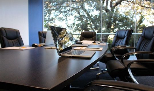 授权店和连锁店的区别是什么？别再被品牌名忽悠了！