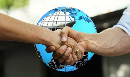 品牌加盟需要什么条件？五大标准助你顺利加盟开店