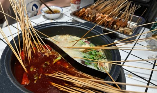 川式串串香全国连锁实践：从街边小店到标准化品牌运营