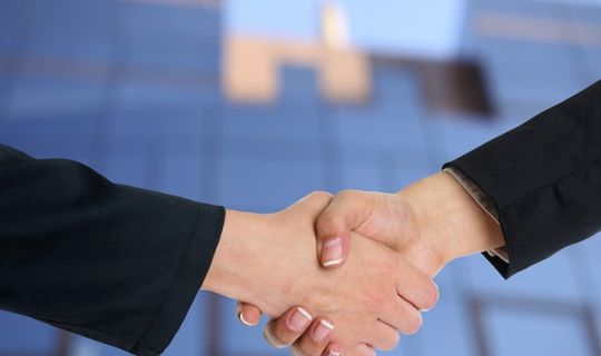 特许经营与加盟：商业合作模式下的深度解析